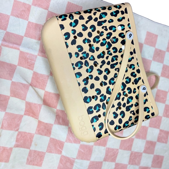 BOGG BAG | LARGE IN TURQUOISE LEOPARD (SPECIAL LIMITED EDITION COLOR) - Picture 2 of 6